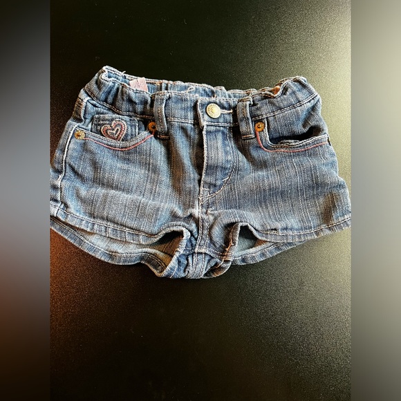 Levi’s Toddler Shorts. Size 3T - Picture 15 of 15